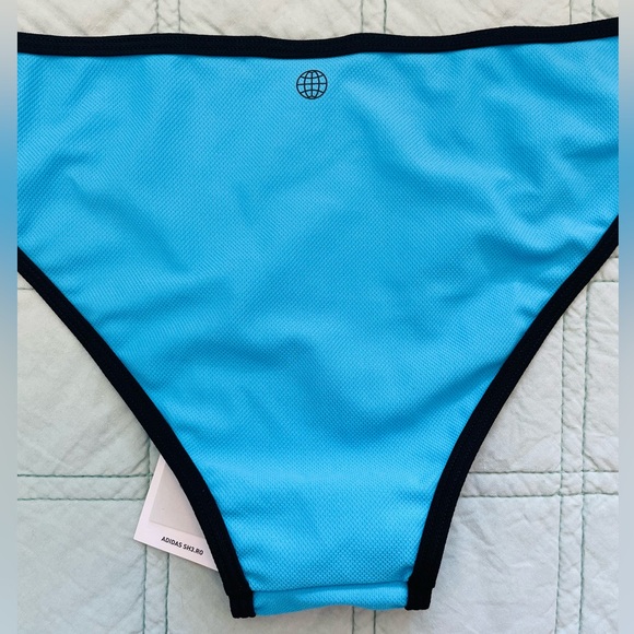 Adidas bikini bottom (S) - Picture 10 of 12
